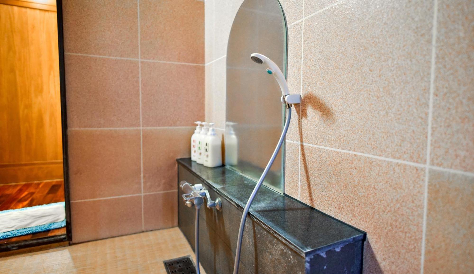 Kamegawa Onsen Hatago Yuyu 别府 外观 照片